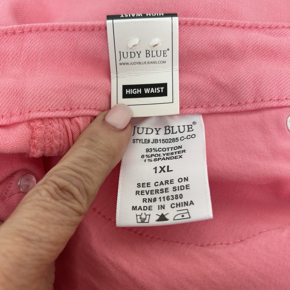 Judy Blue NWT Tummy Control Pink Hi-Rise Denim Shorts‎ Size 1XL Style #150285 - Picture 3 of 6
